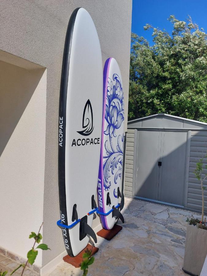 Apartmán Hibiskus App1 Vir Exteriér fotografie